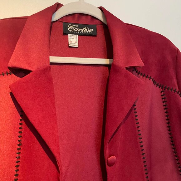 Cartise woman red blazer size 12. Two tone red, button down, officewear. - Picture 3 of 10